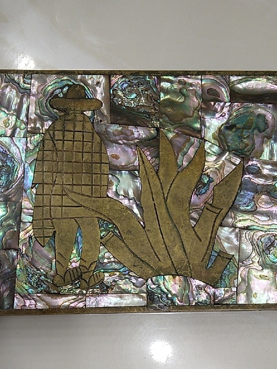 Vintage Other - Vintage Taxco Mexico Brass Abalone Shell Mosaic Wood Lined Box